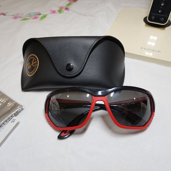 RB4366M SCUDERIA FERRARI COLLECTION Lenses: Grey Mirror  +  Frame: Black - Picture 3 of 6